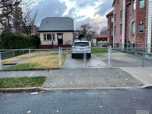 20-34 49th Street - Photo 1
