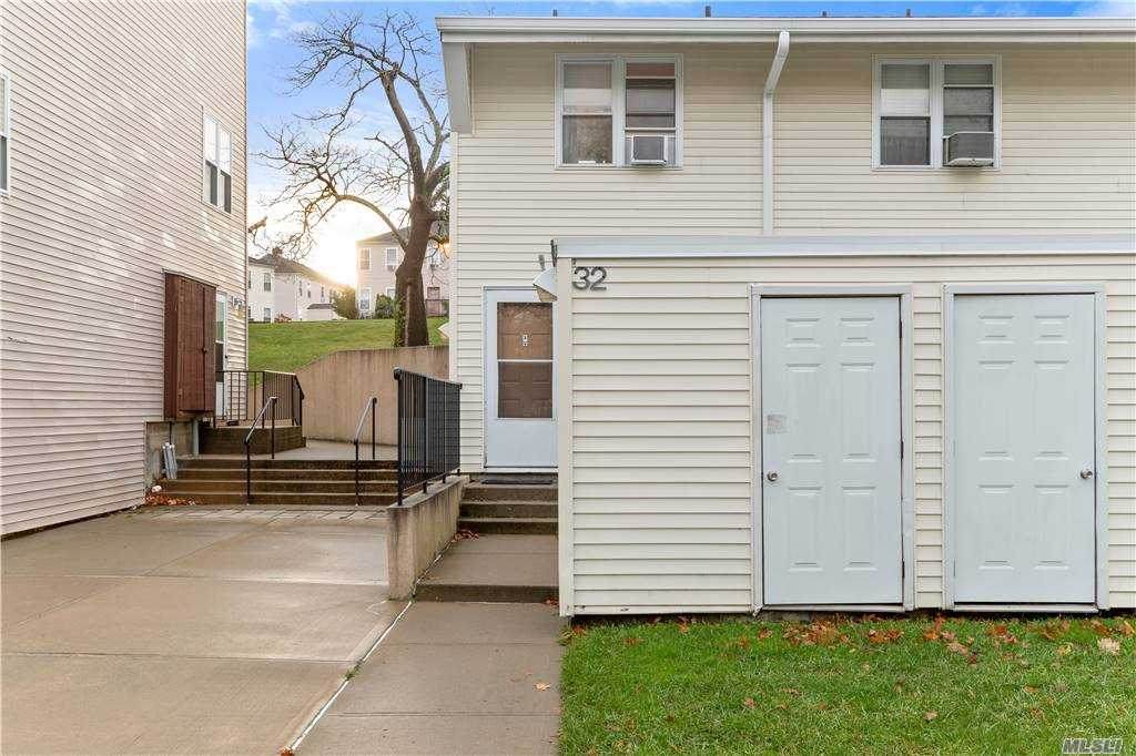 32 North Townhouse Road - Photo 1