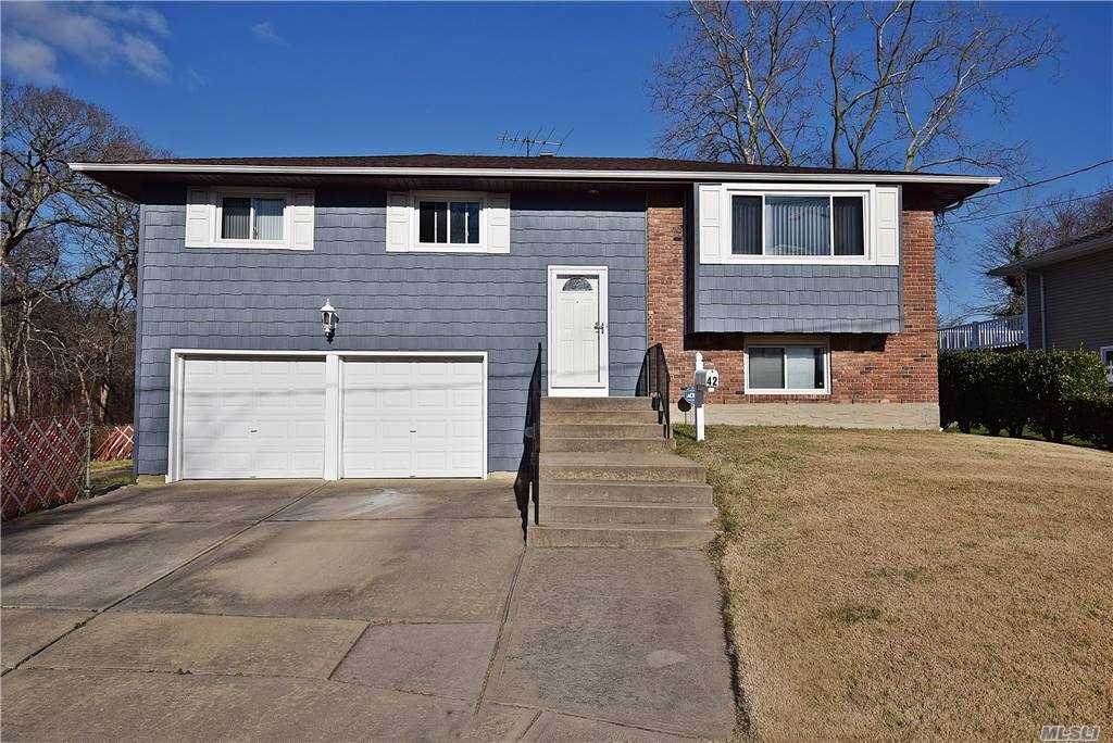 42 11th Avenue - Photo 1