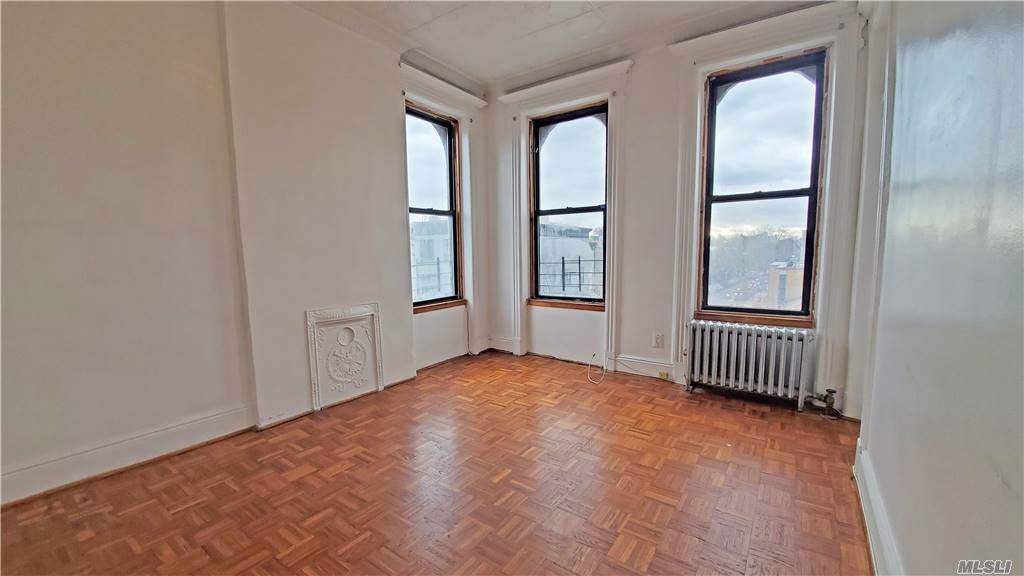 165 Schaefer Street - Photo 1