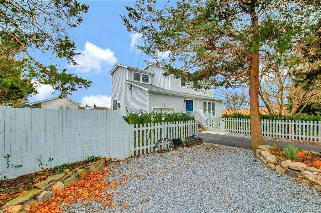 533 Peconic Bay Blvd Boulevard - Photo 1