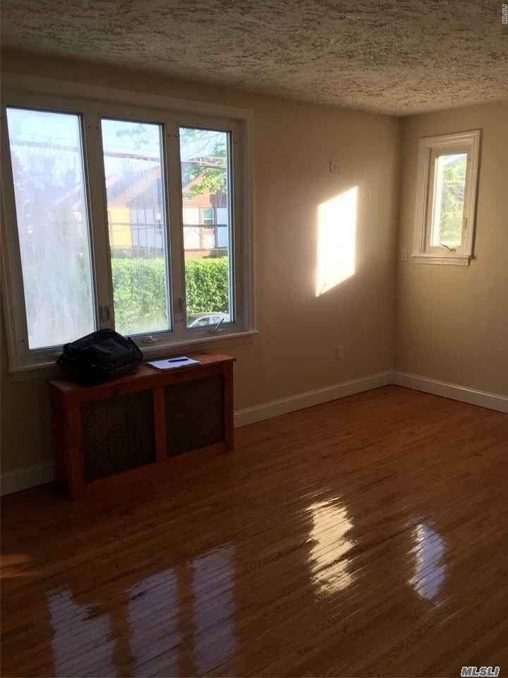 253-13 86th Avenue - Photo 1