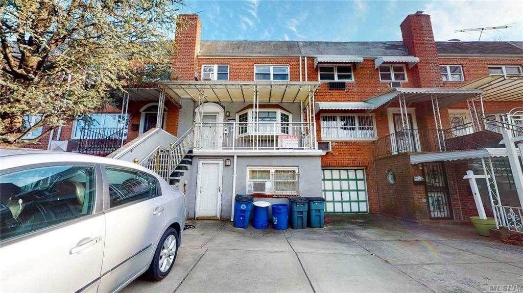 147-30 76 Avenue - Photo 1