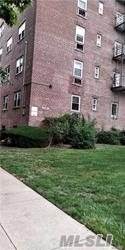 144-55 Melbourne Avenue - Photo 1