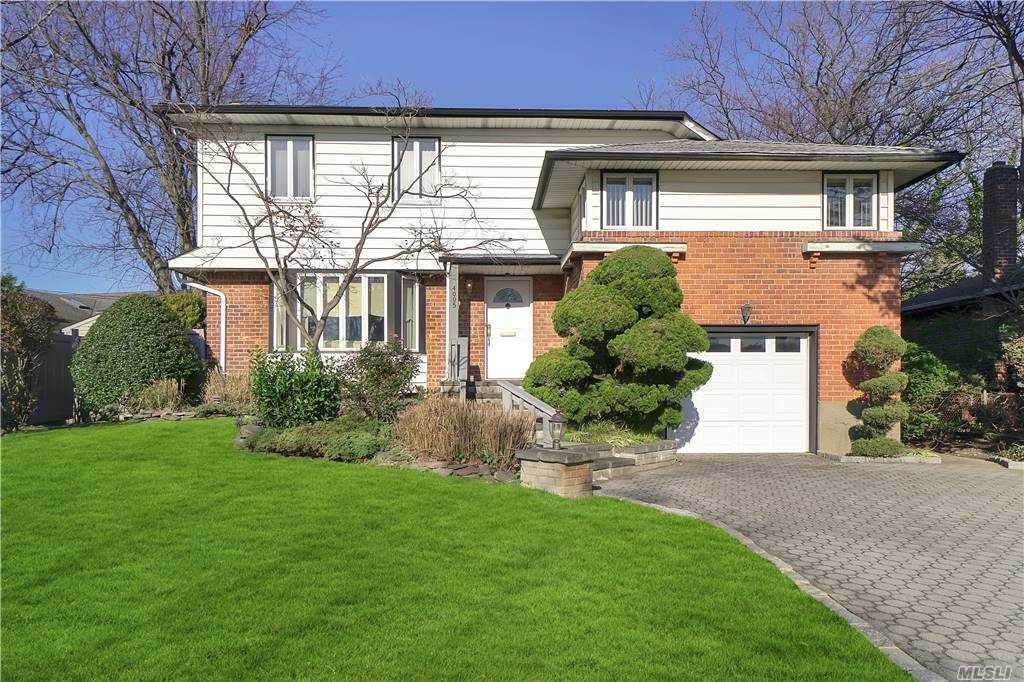 4005 Bayberry Lane - Photo 1