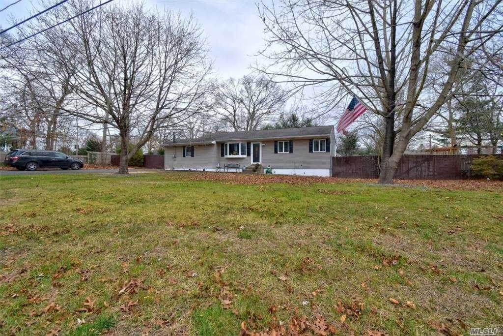 205 Newburgh Avenue - Photo 1