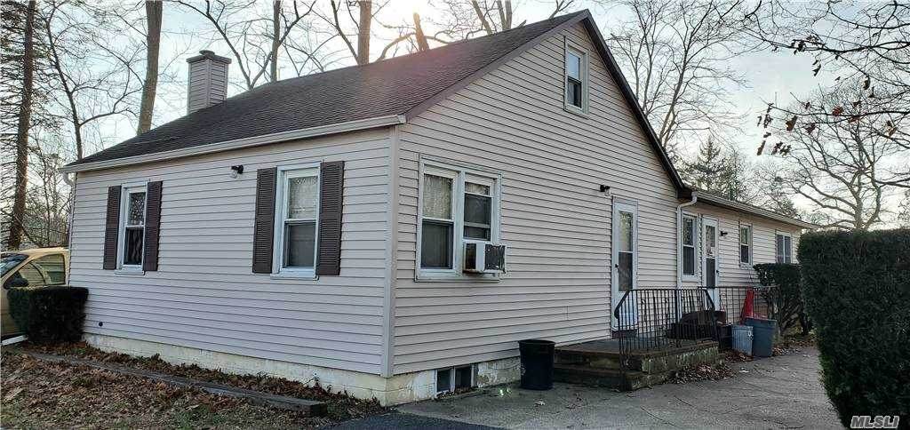 1093 William Floyd Parkway - Photo 1