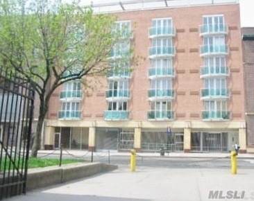 88-20 Parsons Boulevard - Photo 1