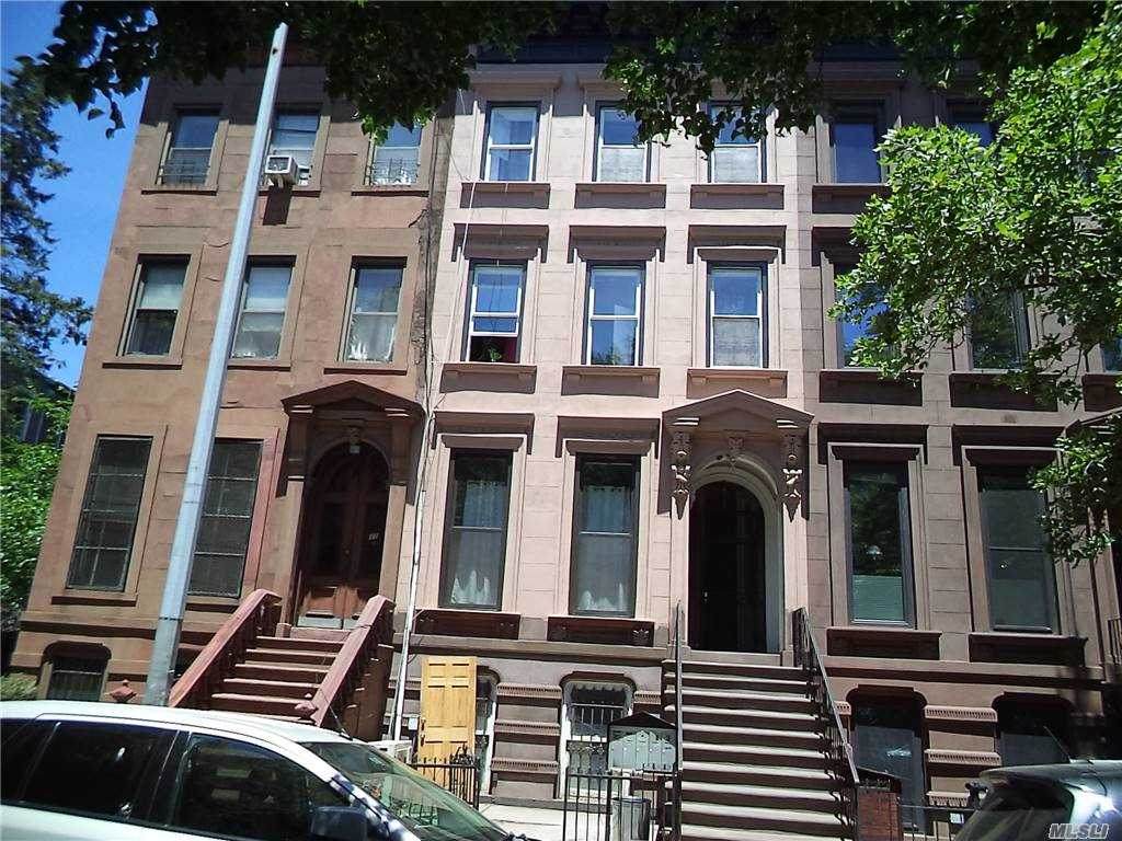 13 Brevoort Place - Photo 1