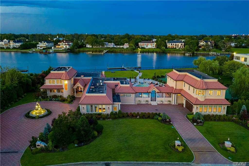 30 Heron Drive - Photo 1