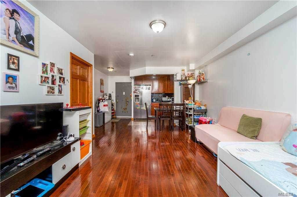 14118 Cherry Ave - Photo 1