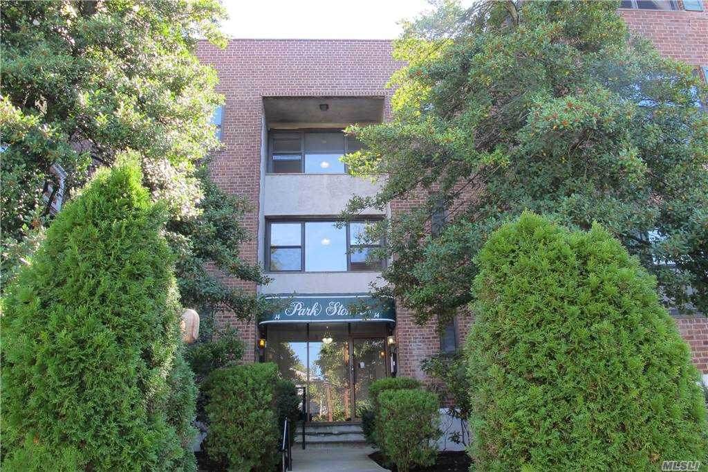 14 Stoner Avenue - Photo 1