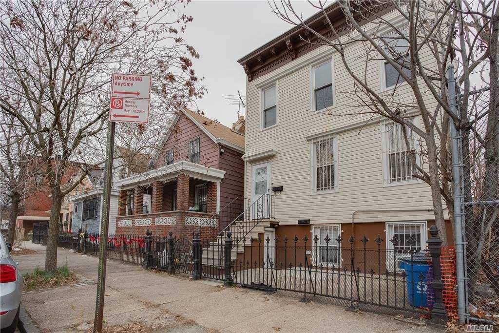 599 Glenmore Avenue - Photo 1