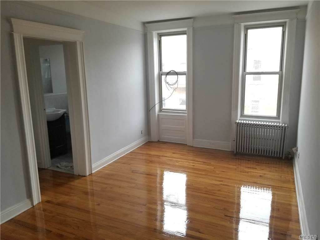 1025 Seneca Avenue - Photo 1