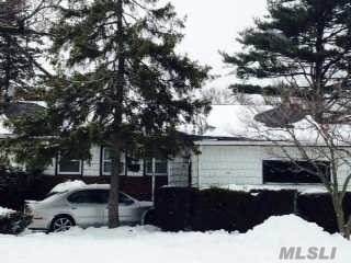 16 Joyce Avenue - Photo 1