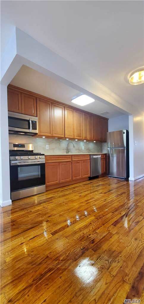 696 Lincoln Avenue - Photo 1