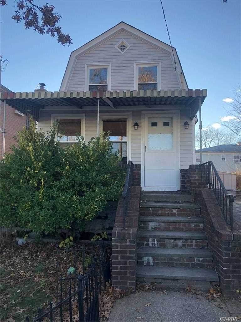 92-20 Winchester Boulevard - Photo 1