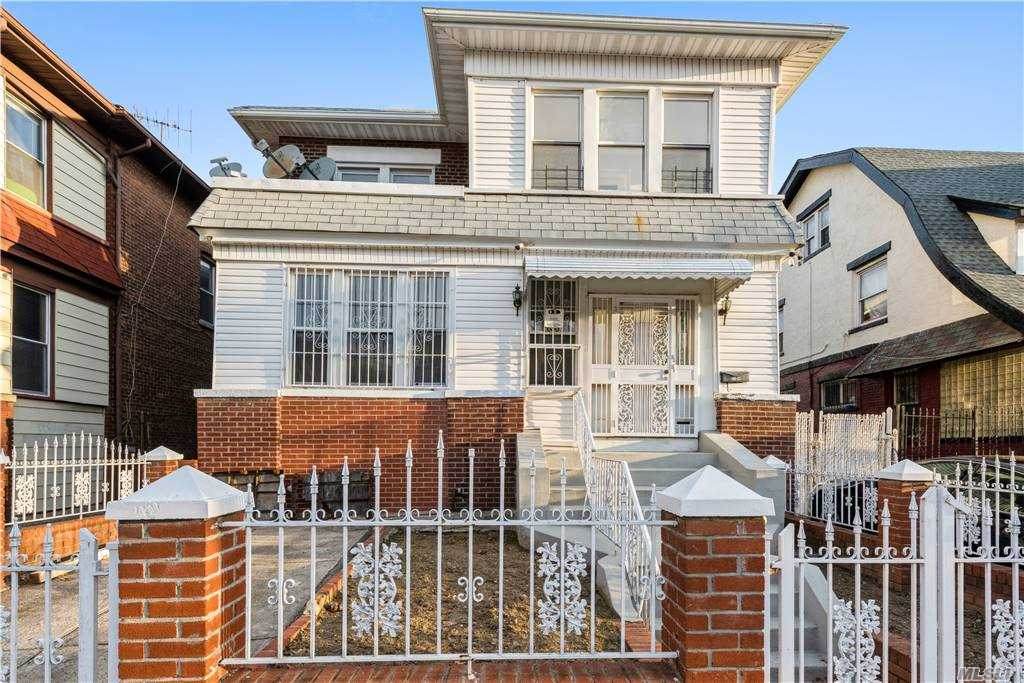 40-31 Forley Street - Photo 1