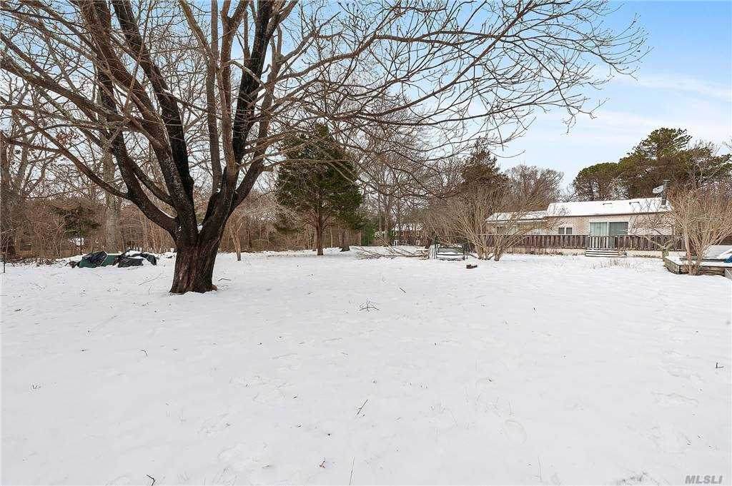 93 Fireplace Road - Photo 1