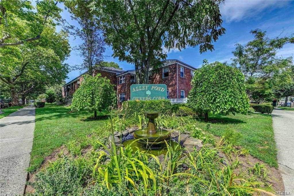224-14 Kingsbury Avenue - Photo 1