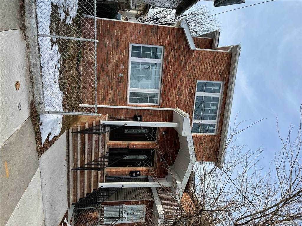 14417 Lakewood Ave - Photo 1
