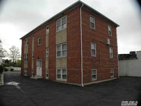 380 Corona Avenue - Photo 1