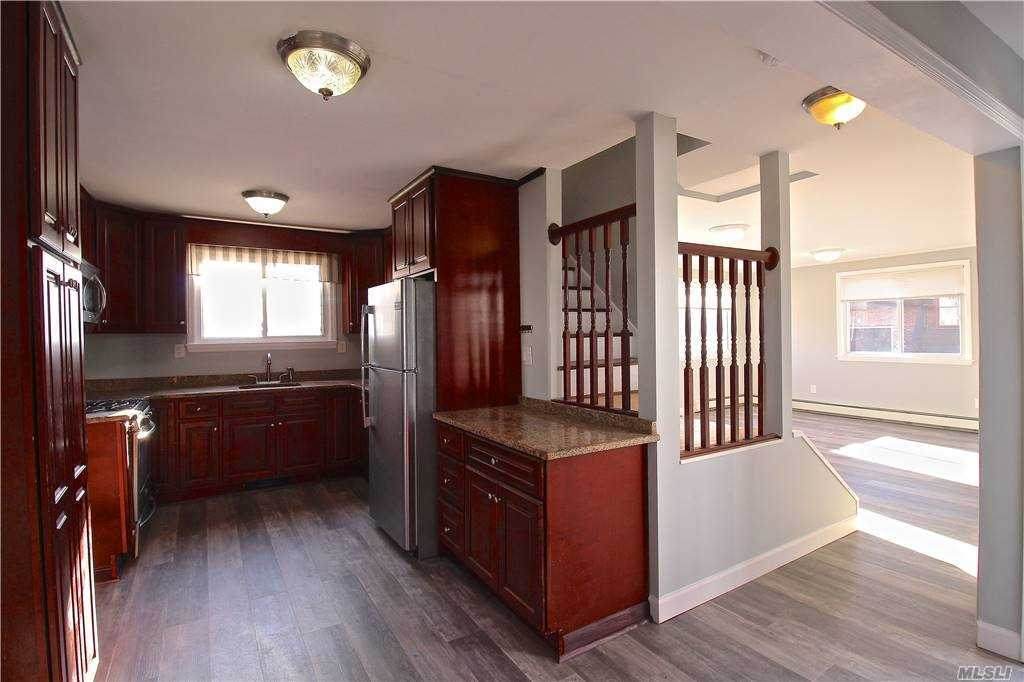 707 Bayview Avenue - Photo 1