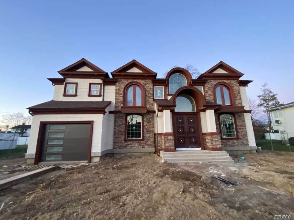 42 Saratoga Drive - Photo 1
