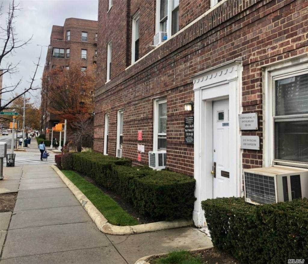 106-15 Queens Blvd, B12 - Photo 1