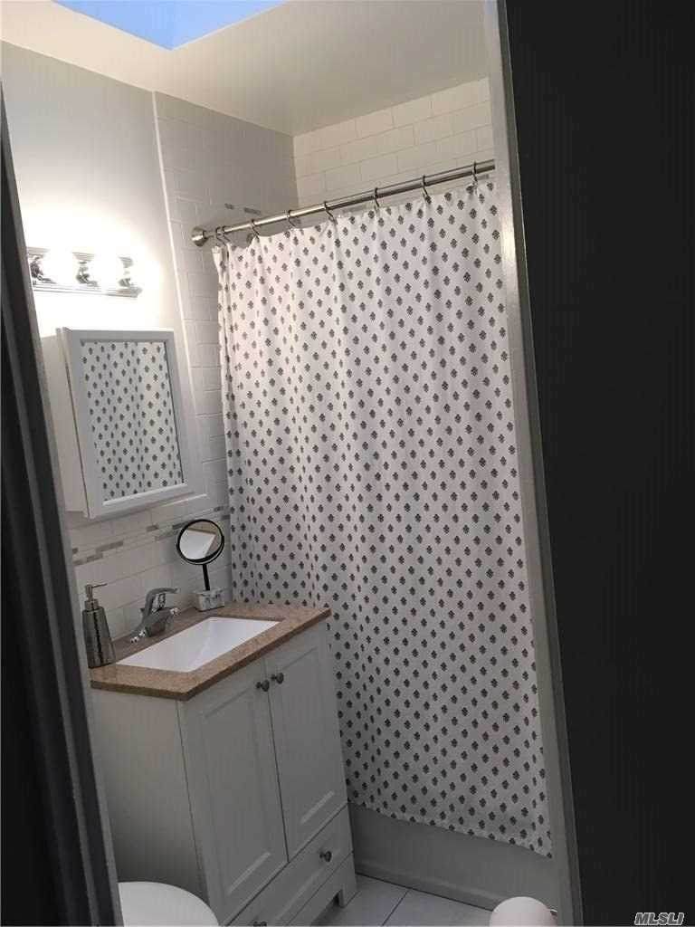 385 Willis Avenue - Photo 1