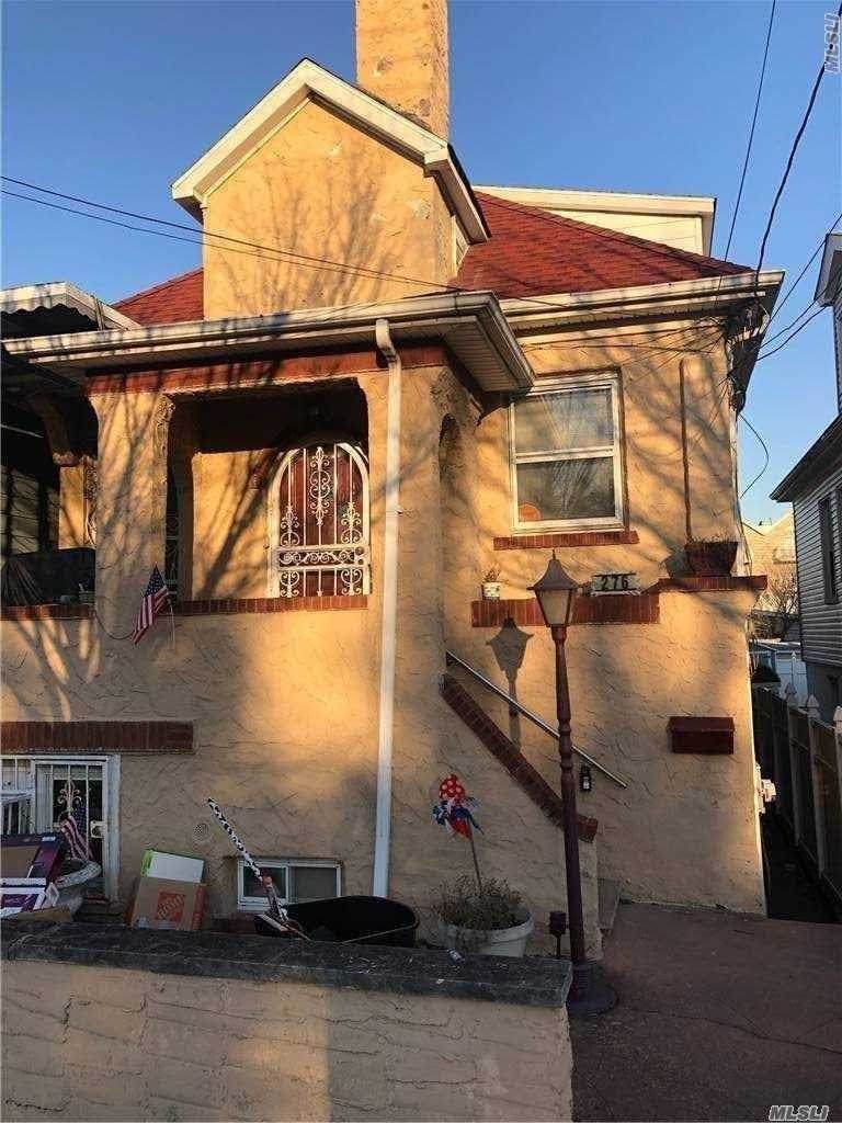276 Emerson Avenue - Photo 1
