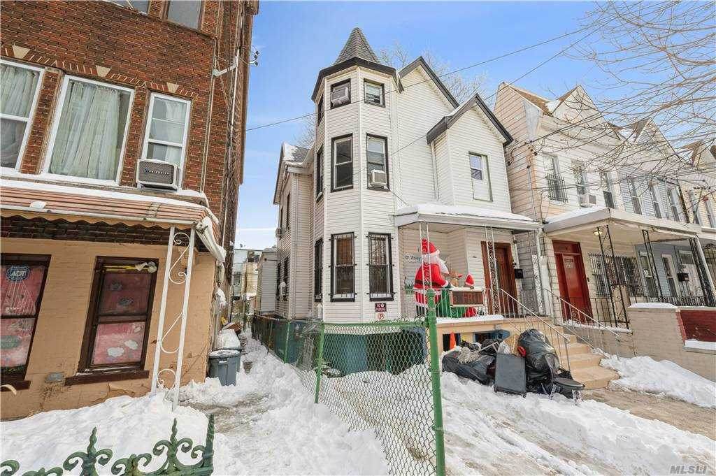 1340 Teller Avenue - Photo 1
