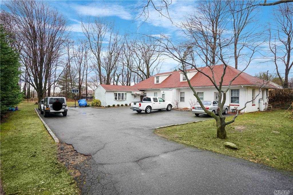 50 Lisa Drive - Photo 1