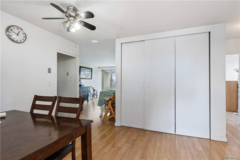 165 Park Row - Photo 1
