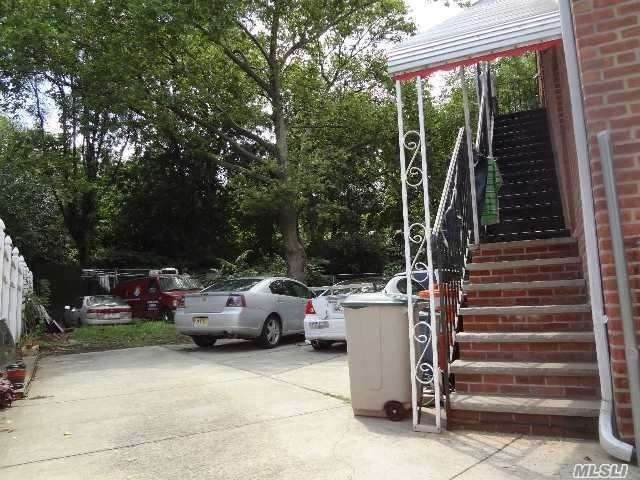 51-22 Jacobus St - Photo 1