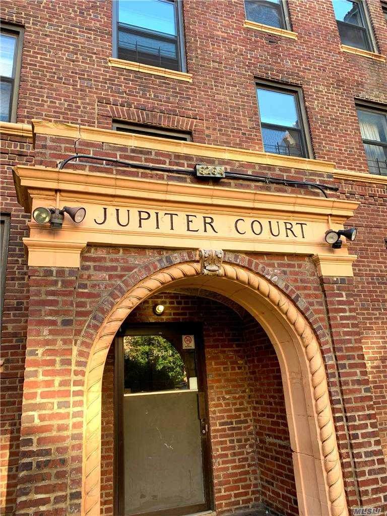 62-64 Saunders Street - Photo 1