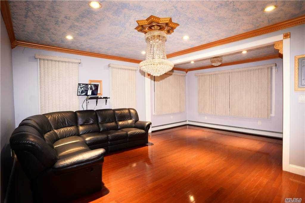 111-09 204th Street - Photo 1