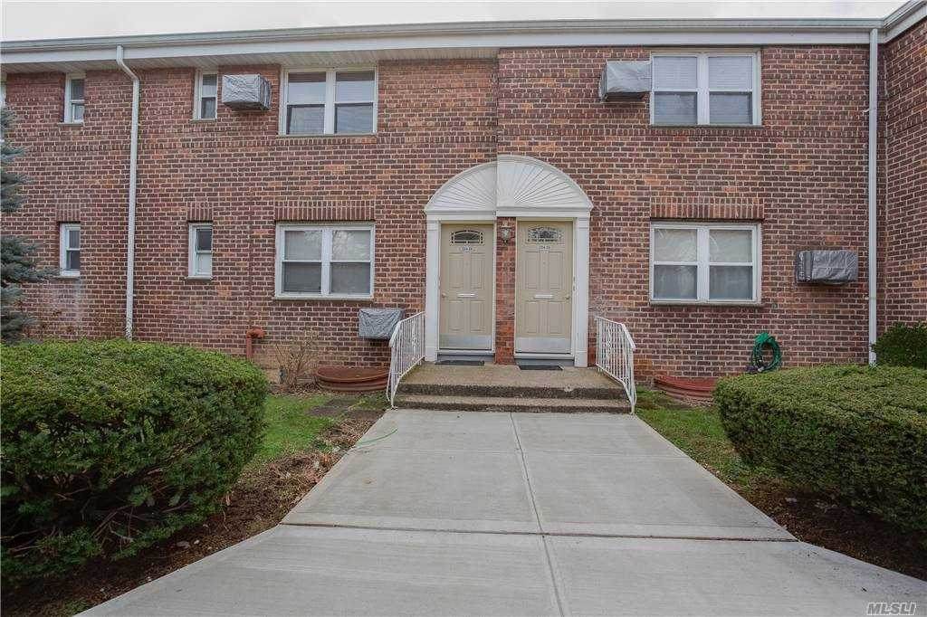 224-28 Kingsbury Avenue - Photo 1