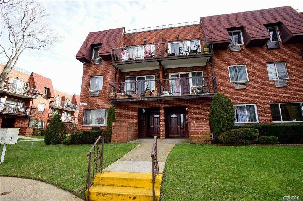 85-20 Dumont Avenue - Photo 1