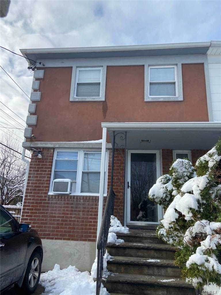 942 130 Street - Photo 1