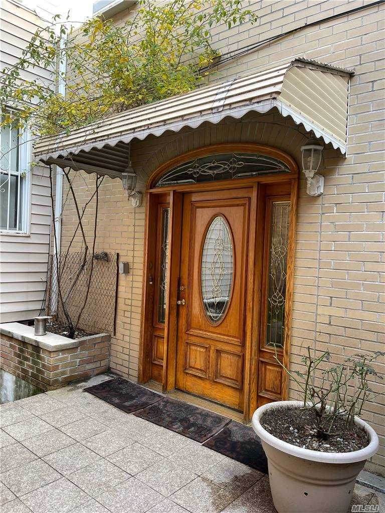 1599 Gates Avenue - Photo 1