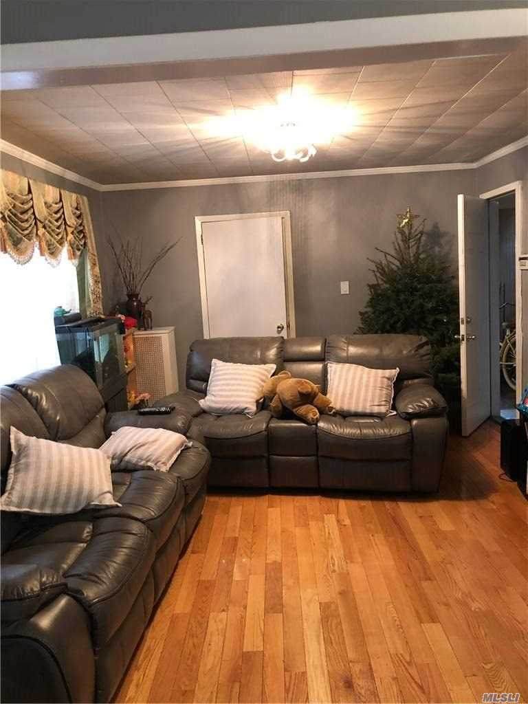 107-39 108th Street - Photo 1