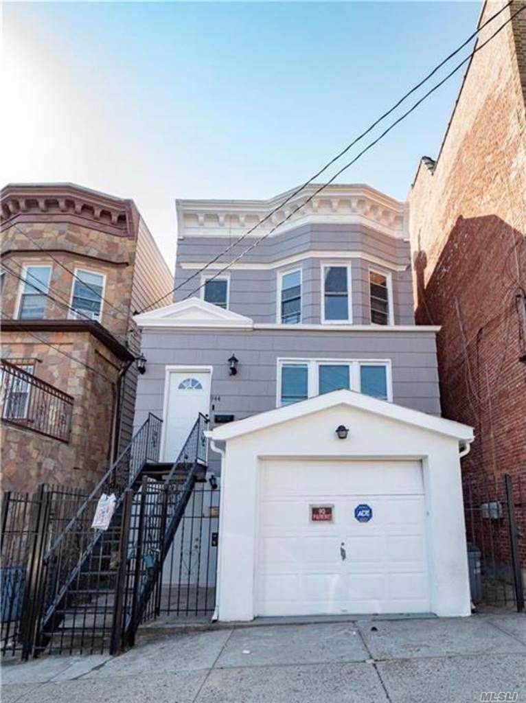 944 225th Street Street - Photo 1