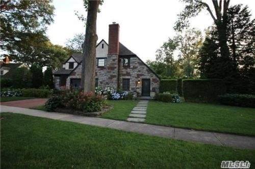 16 Kenwood Road - Photo 1