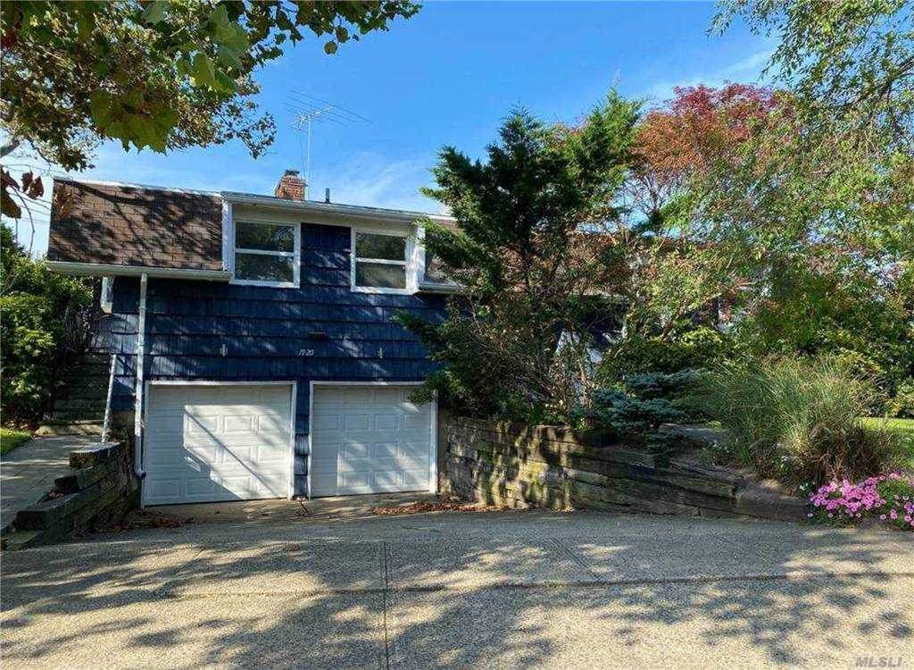 1920 Bay Boulevard - Photo 1