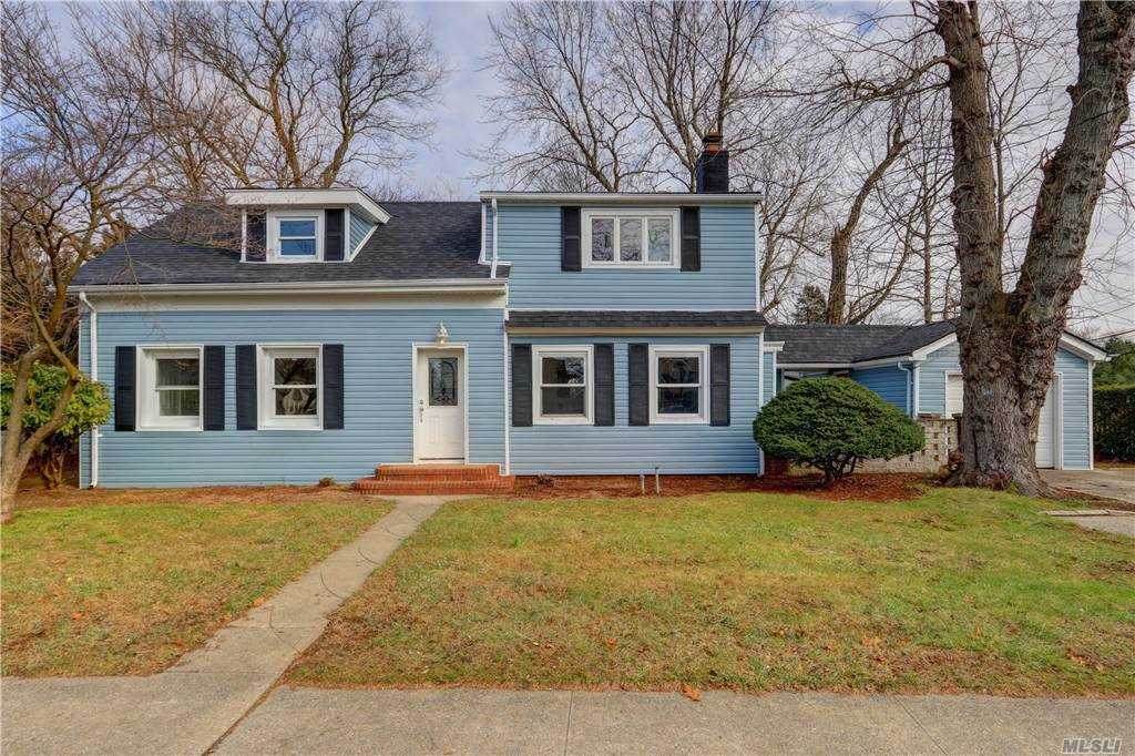 84 Franklin Avenue - Photo 1