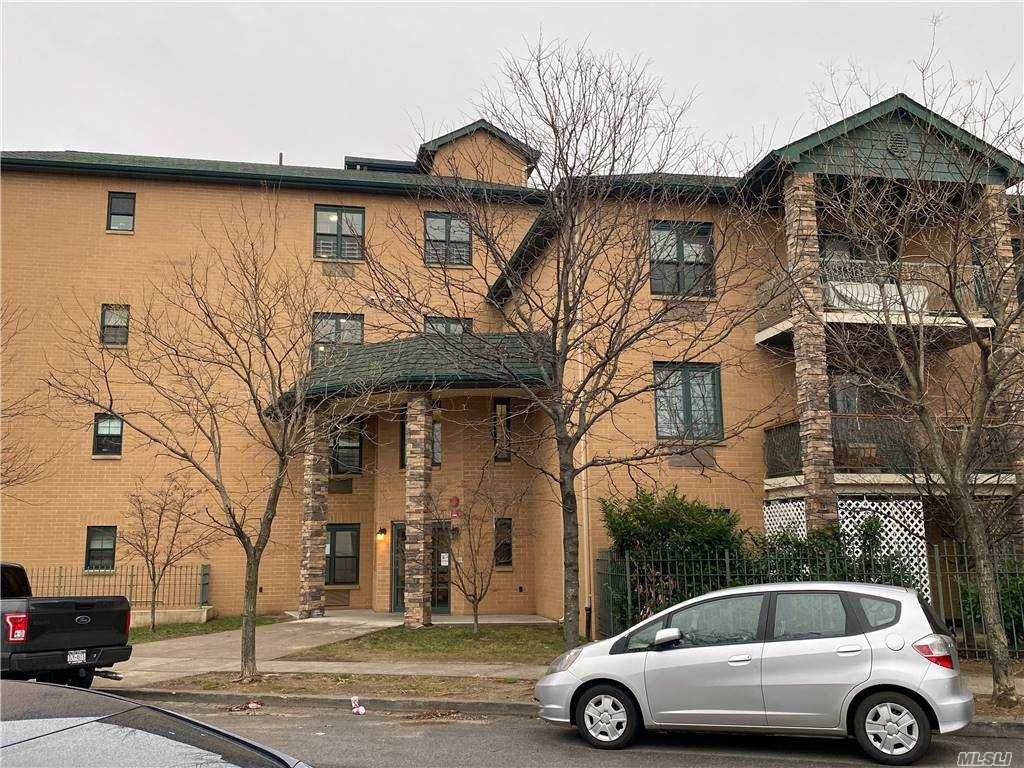 19-80 Starr Street - Photo 1