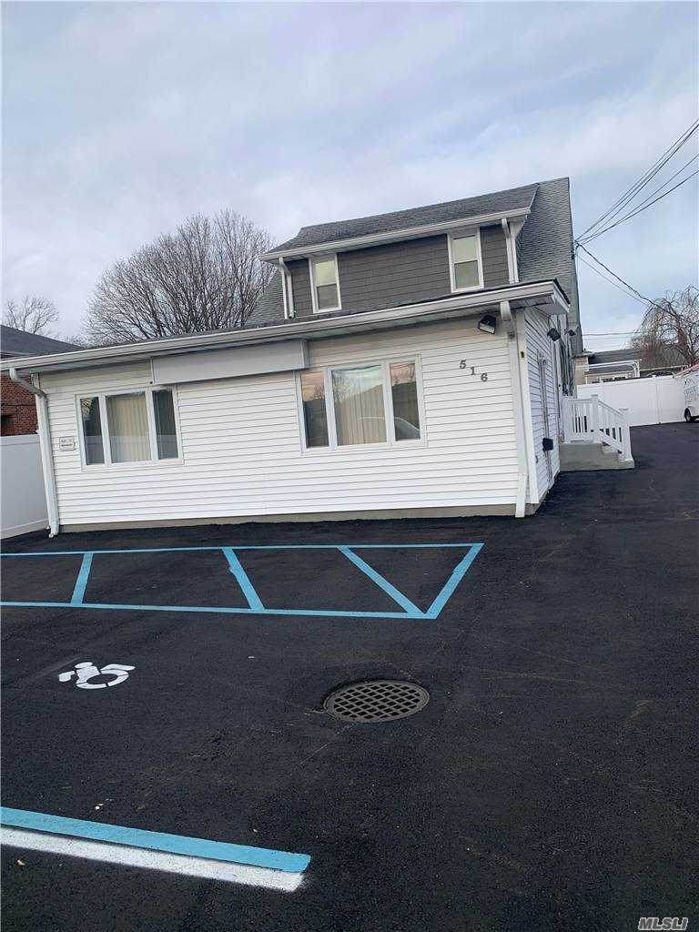 516 Jerusalem Avenue - Photo 1