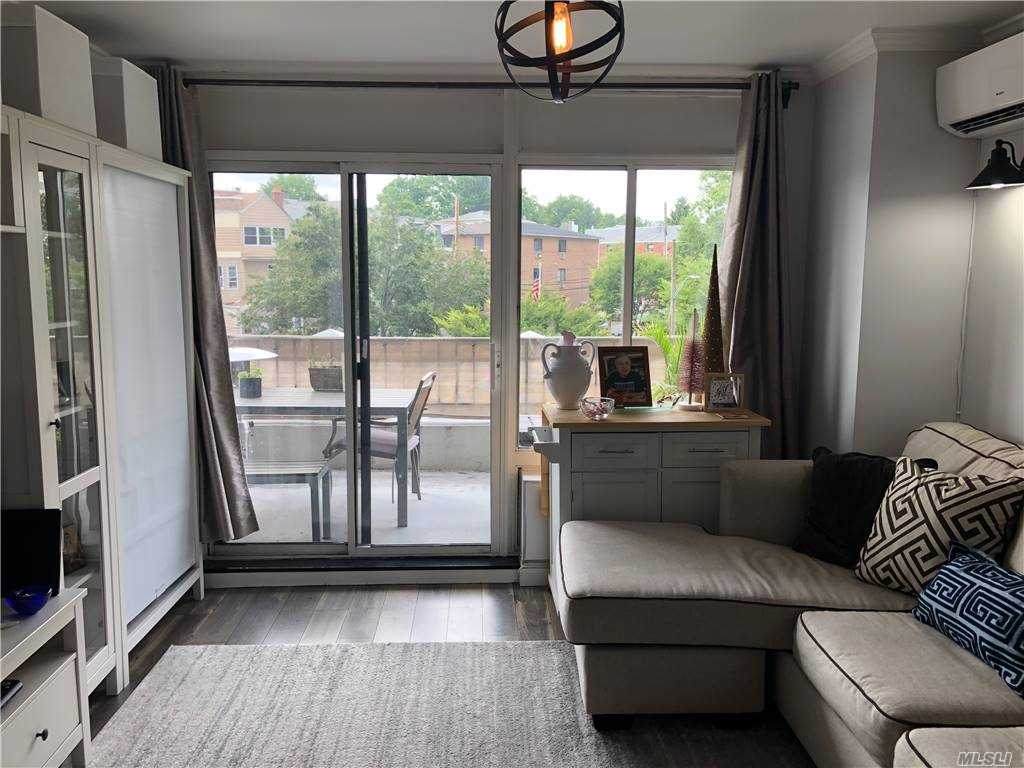 2540 Shore Boulevard - Photo 1