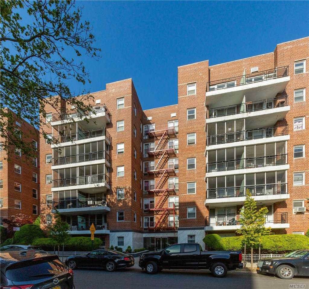 66-15 Thornton Place - Photo 1